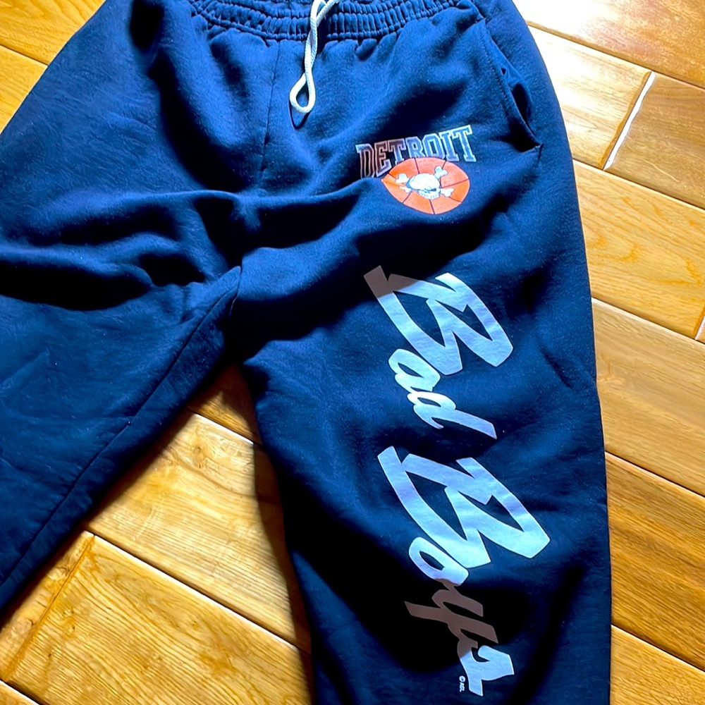 Detroit Bad Boy Pistons Sweatpants 💪😎💪 Medium…Brand New (Boutique)